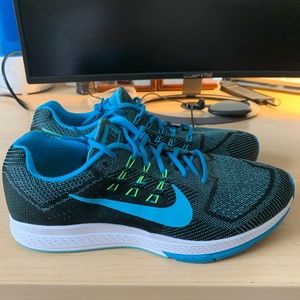 Nike Zoom Structure 18 Men’s size 13 running shoes